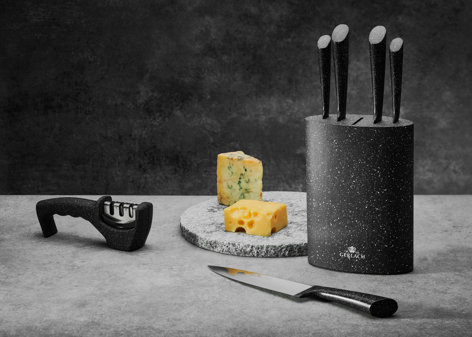 Cheap shop knife block